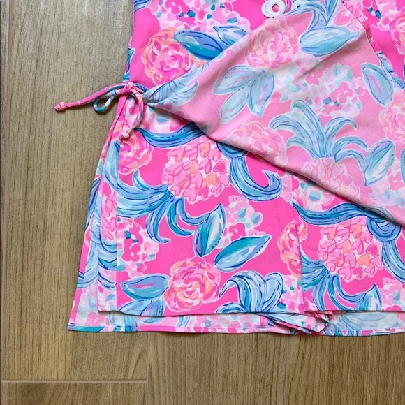 Lilly Pulitzer Pink and Blue Floral Romper. Preowned. Reposhed - Picture 6 of 10